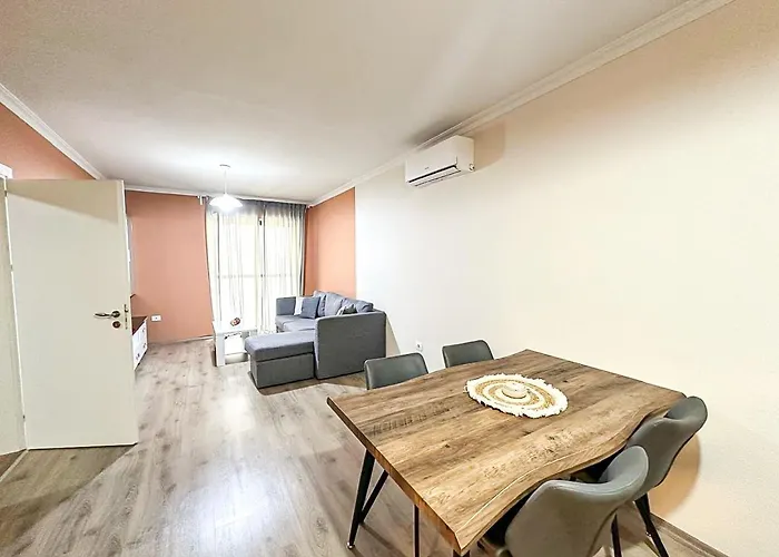 Grand Park 2br Апартаменты
