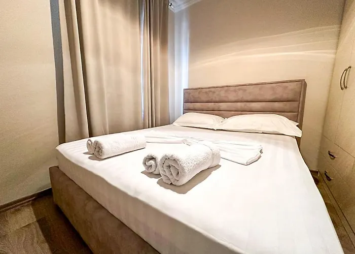 Grand Park 2br Апартаменты Тирана